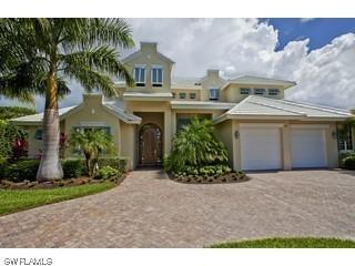 575 Whispering Pine Ln., Naples, FL