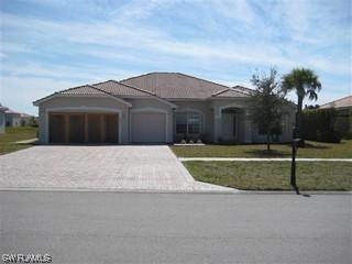 2175 Grove Dr., Naples, FL