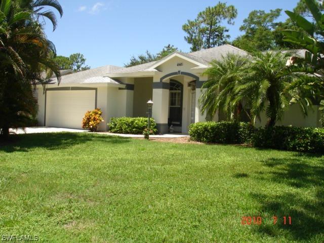 4945 Berkeley Dr., Naples, FL 34112