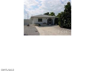 538 106th Ave., Naples, FL 34108