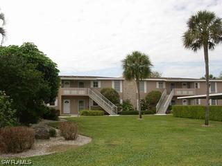 221 Cypress Way #206, Naples, FL 34110