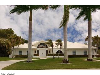 4356 Crayton Rd., Naples, FL