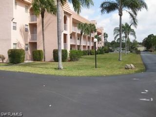 150 Turtle Lake Ct. #103, Naples, FL 34105