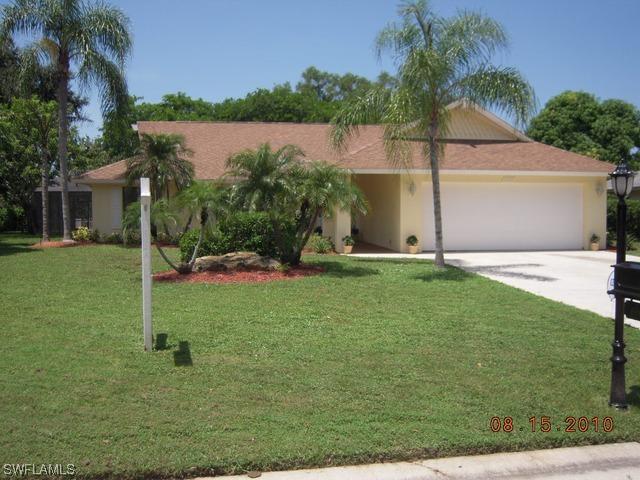 680 York Ter., Naples, FL