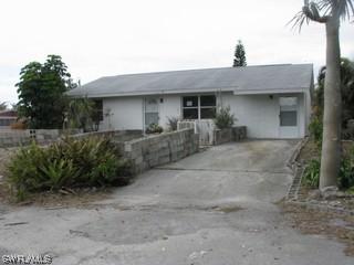 3929 Dale Ave., Naples, FL 34112