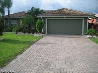 2921 Inlet Cove Ln., Naples, FL 34120