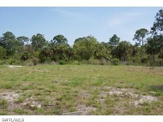 335 Saddlebrook Ln., Naples, FL 34110