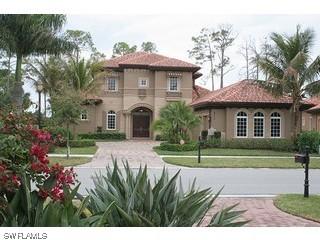 8942 Shenendoah Cir., Naples, FL 34113