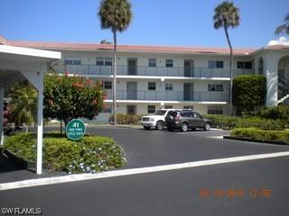 41 Highpoint Cir. #203, Naples, FL 34103