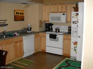 4915 Catalina Dr. #33, Naples, FL