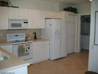 8267 Parkstone Pl. #301, Naples, FL 34120