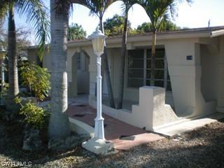 994 Coconut Cir., Naples, FL