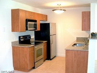 2638 Fountain View Cir. #205, Naples, FL