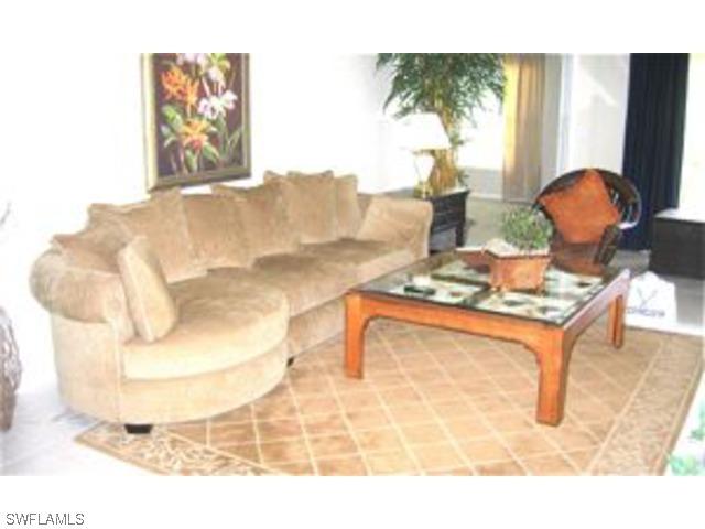 6310 Lexington Ct. #202, Naples, FL 34110