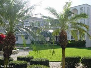 53 Highpoint Cir. #110, Naples, FL