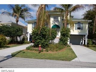 27260 Barbarosa St., Bonita Springs, FL 34135