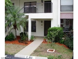 1211 Commonwealth Cir. #102, Naples, FL