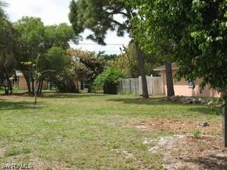 538 104th Ave., Naples, FL 34108