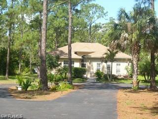 571 7th St., Naples, FL 34117