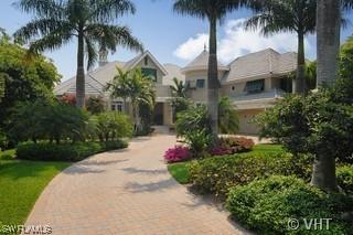 837 Spyglass Ln., Naples, FL 34102