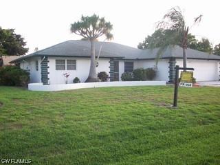 308 Viking Way, Naples, FL 34110