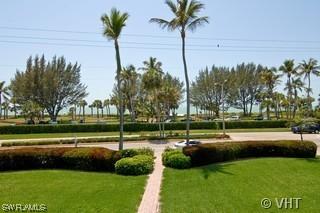 2082 Gulf Shore Blvd. #203, Naples, FL