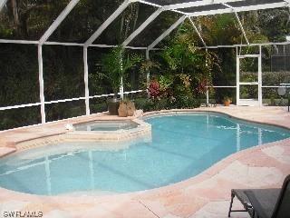 859 Nottingham Dr., Naples, FL