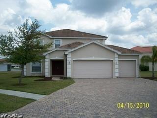 2836 Amberwood Ln., Naples, FL 34120