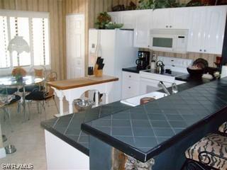 5776 Deauville Cir. #305, Naples, FL