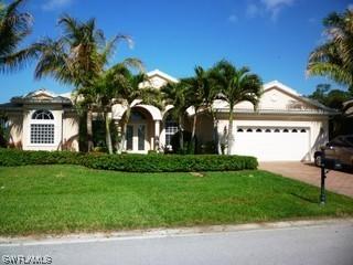 4990 Cerromar Dr, Naples, FL 34112