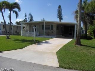 523 Riviera Blvd., Naples, FL 34112