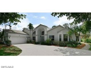 348 Wimbledon Ln., Naples, FL 34104