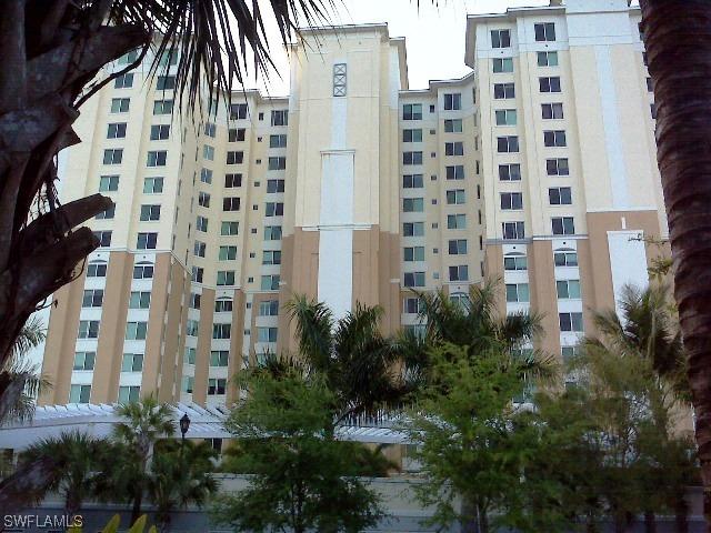 275 Indes Way #1504, Naples, FL 34108