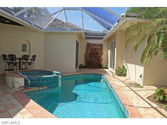 864 Turtle Ct. #14, Naples, FL