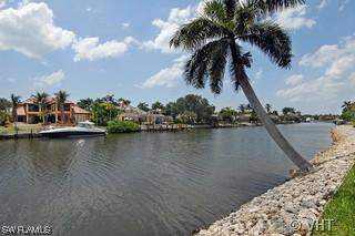 3300 Gin Ln., Naples, FL 34102