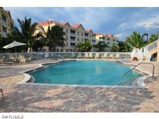 7431 Bella Lago Dr. #332, Fort Myers Beach, FL 33931