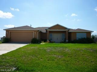 1818 8th Pl., Cape Coral, FL 33993