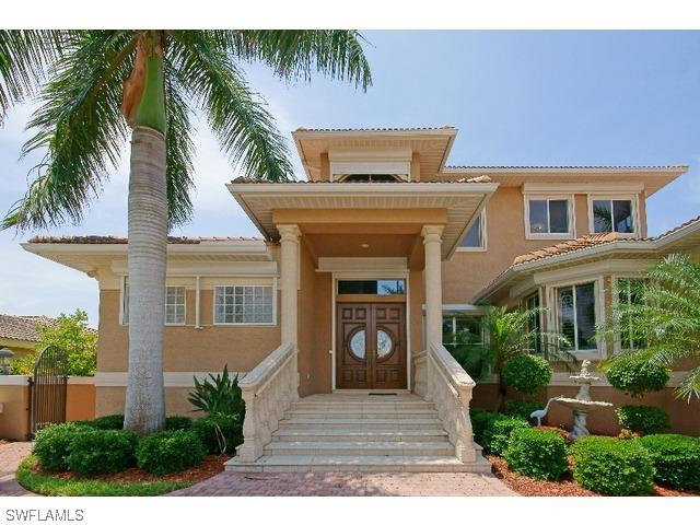 404 Conners Ave., Naples, FL 34108