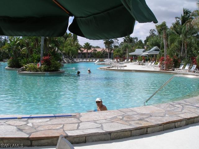 2405 Hidden Lake Dr. #4701, Naples, FL