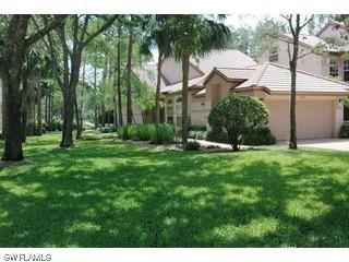 130 Amblewood Ln., Naples, FL