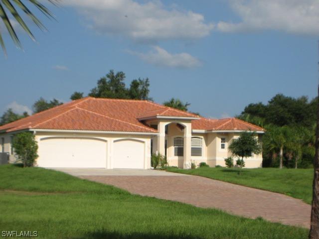 610 19th St., Naples, FL 34120