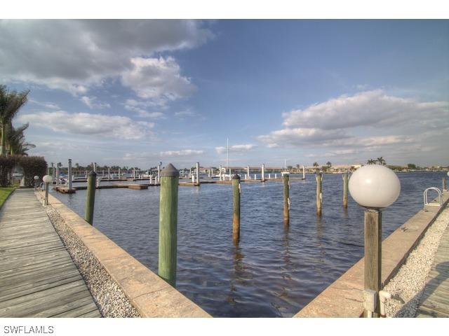 317 Sunrise Cay #104, Naples, FL