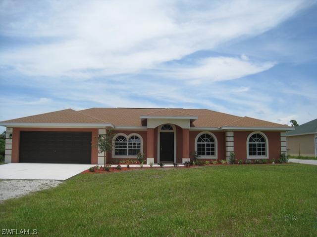 2711 4th Ave., Naples, FL 34117