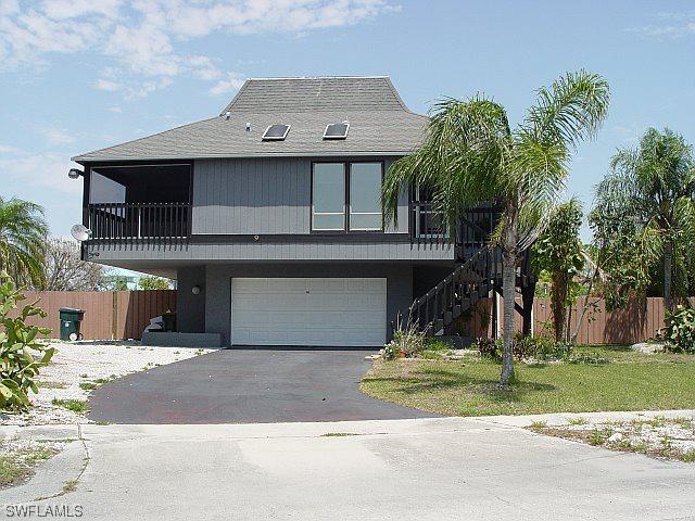 9 Tahiti Rd., Marco Island, FL 34145