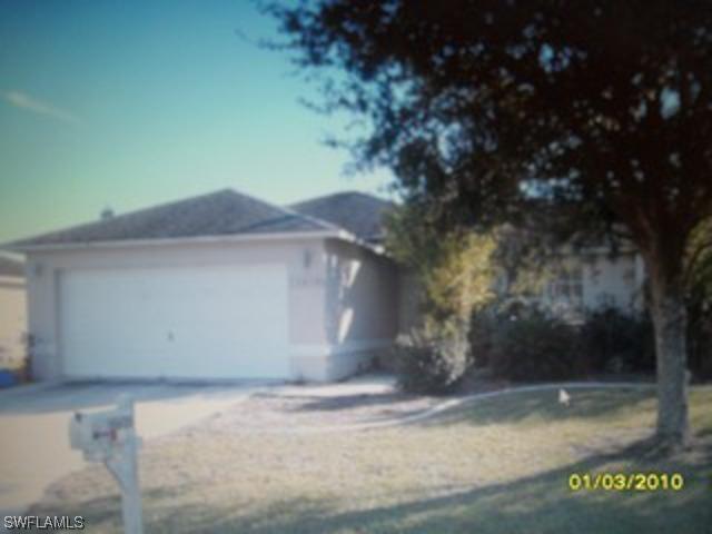 15620 Sunny Crest Ln., Fort Myers, FL