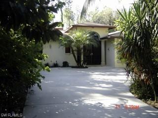 5530 Palmetto Woods Dr., Naples, FL 34119