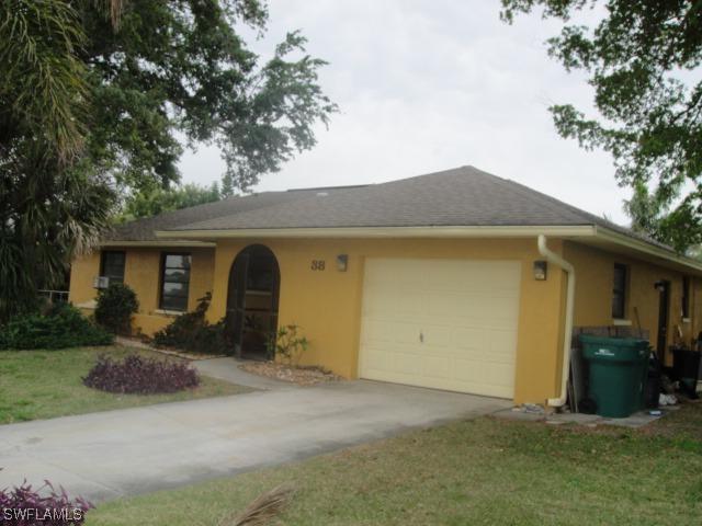 38 Willoughby Dr., Naples, FL 34110