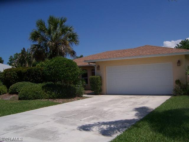 87 Chardon Pl., Naples, FL