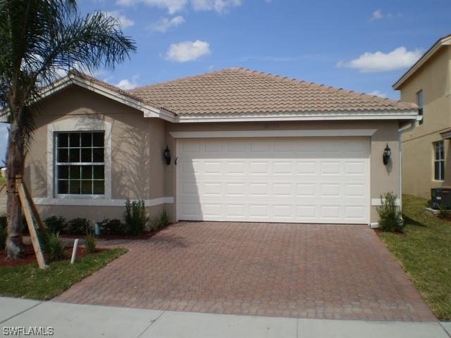 10558 Carolina Willow Dr., Fort Myers, FL 33913