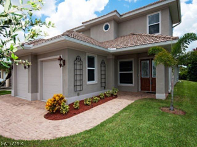 578 106th Ave., Naples, FL 34108